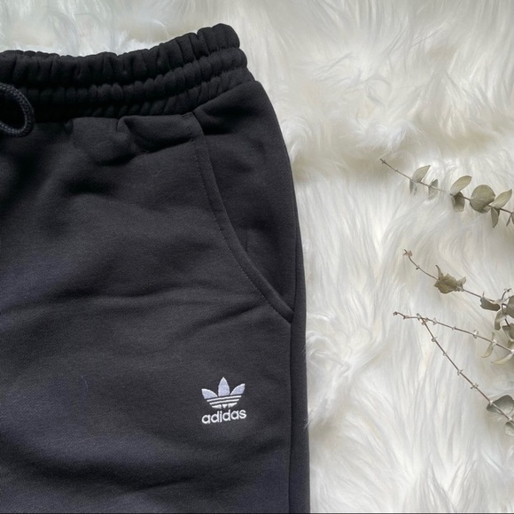 ADIDAS ORIGINALS Trefoil Hooded Sweatsuit Black and White XS PRICE FIRM - Picture 14 of 16